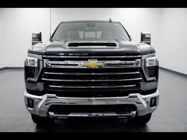 2024 Chevrolet Silverado 3500HD LTZ