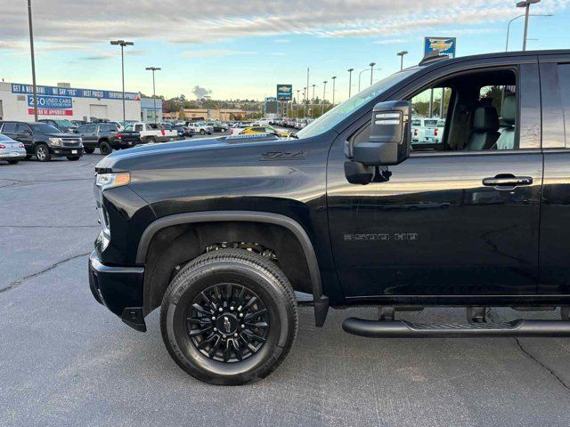 2024 Chevrolet Silverado 3500HD LTZ