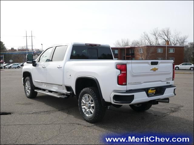 2024 Chevrolet Silverado 3500HD High Country