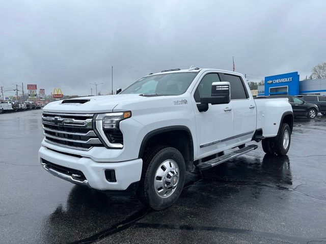 2024 Chevrolet Silverado 3500HD High Country