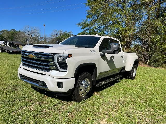 2024 Chevrolet Silverado 3500HD High Country