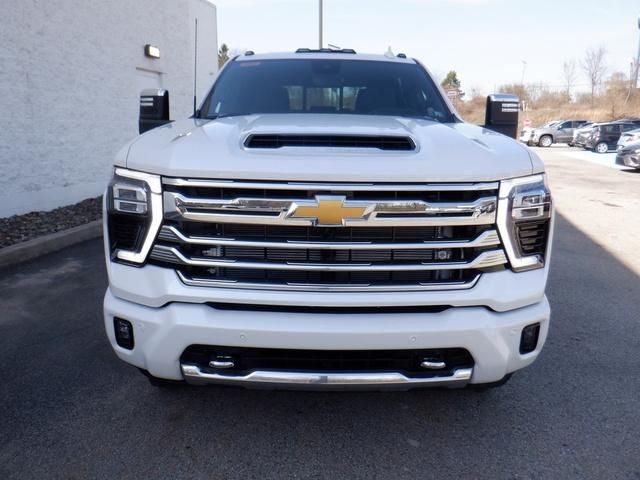 2024 Chevrolet Silverado 3500HD High Country