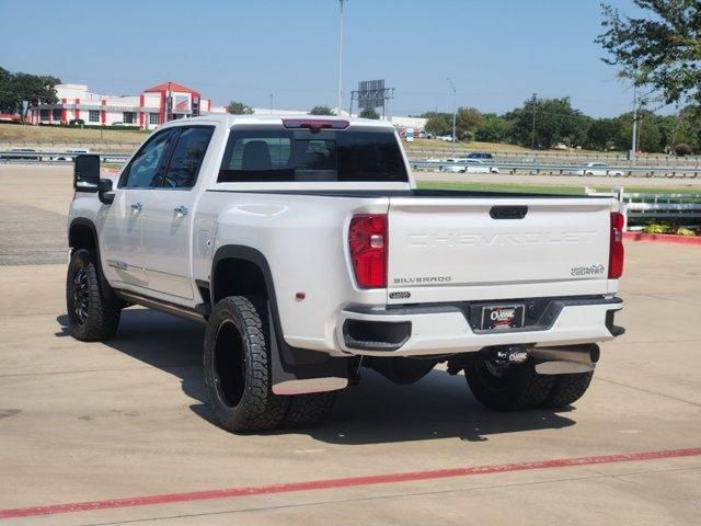 2024 Chevrolet Silverado 3500HD High Country