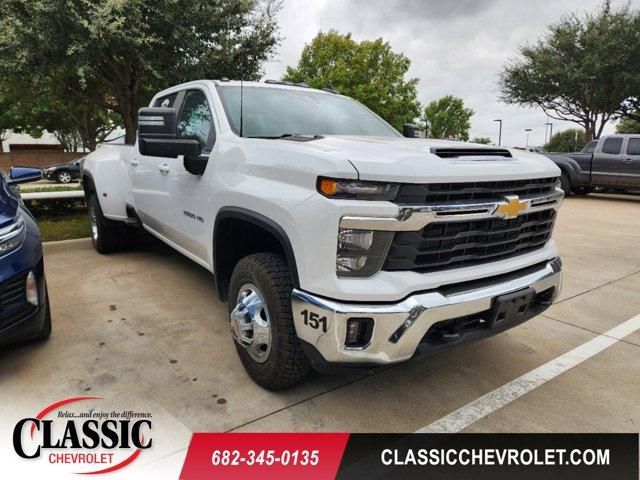 2024 Chevrolet Silverado 3500HD LT