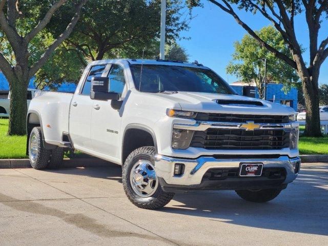 2024 Chevrolet Silverado 3500HD LT