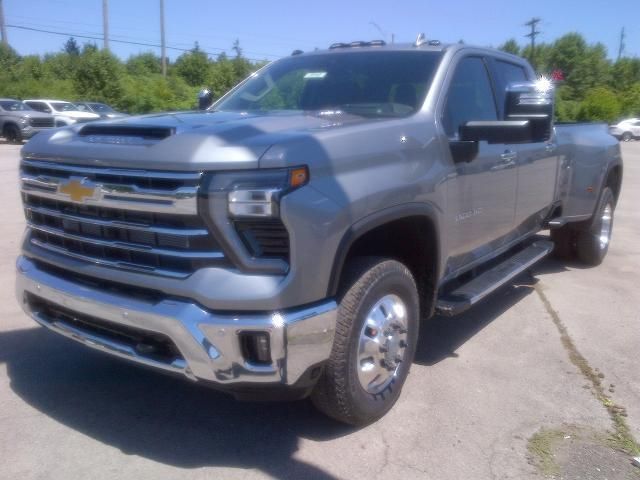 2024 Chevrolet Silverado 3500HD LTZ