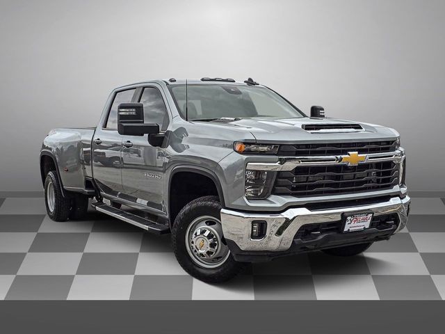 2024 Chevrolet Silverado 3500HD LT