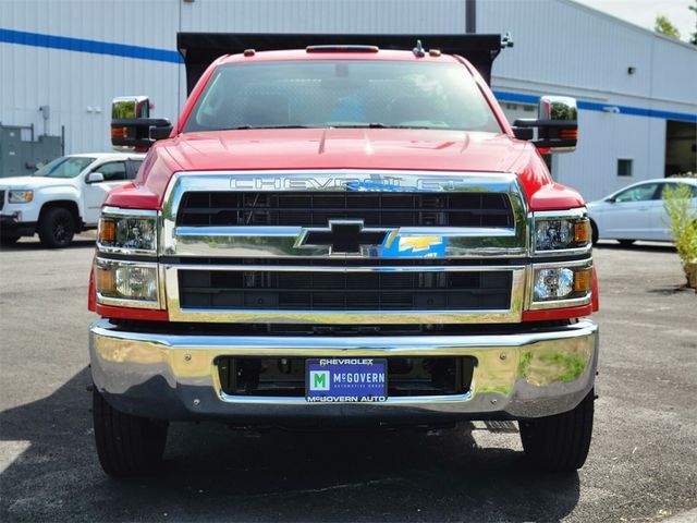 2024 Chevrolet Silverado MD LT