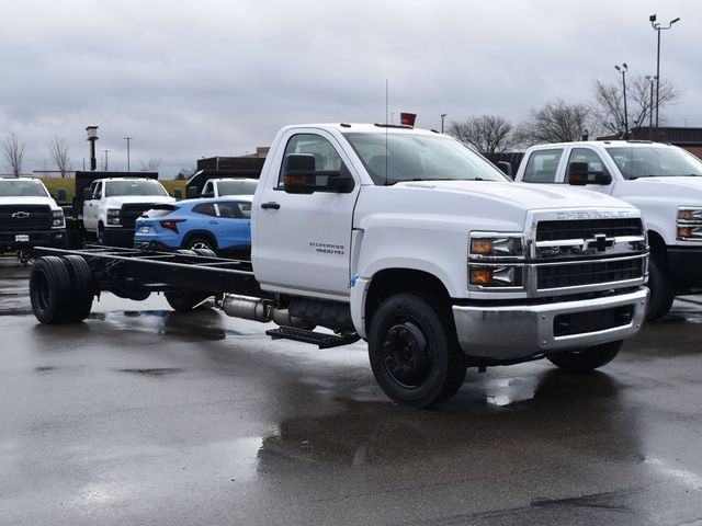 2024 Chevrolet Silverado MD Work Truck