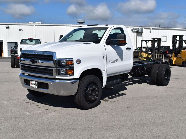 2024 Chevrolet Silverado MD Work Truck