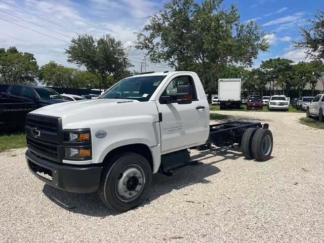 2024 Chevrolet Silverado MD Work Truck