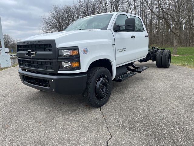 2024 Chevrolet Silverado MD Work Truck