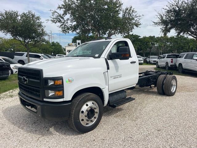 2024 Chevrolet Silverado MD Work Truck