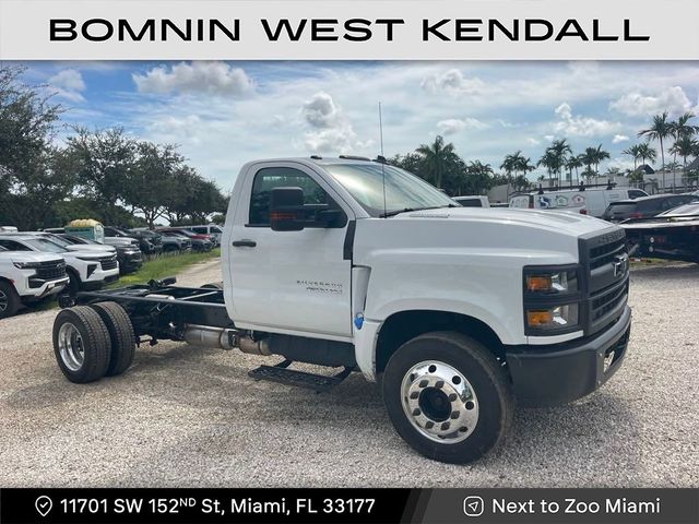 2024 Chevrolet Silverado MD Work Truck