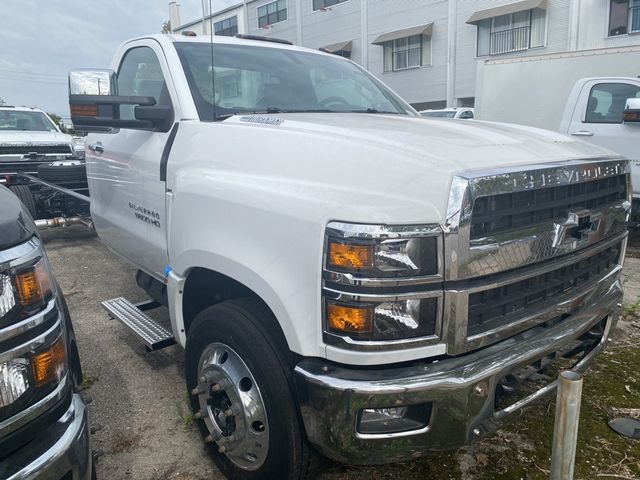 2024 Chevrolet Silverado MD Work Truck