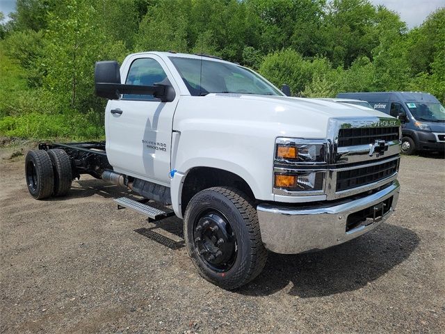 2024 Chevrolet Silverado MD Work Truck