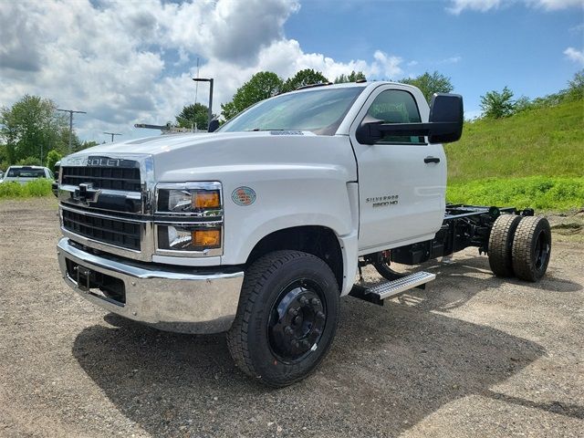 2024 Chevrolet Silverado MD Work Truck