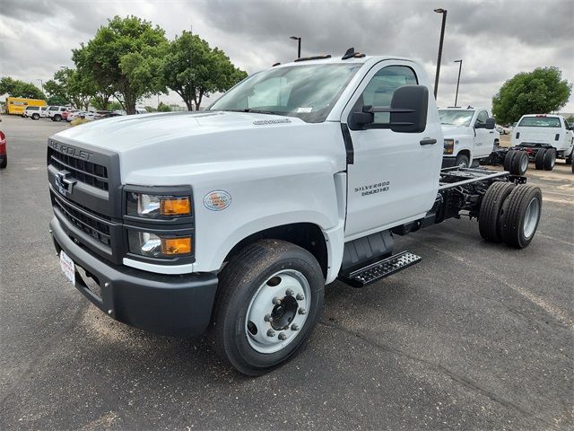 2024 Chevrolet Silverado MD Work Truck