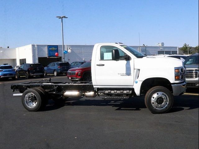 2024 Chevrolet Silverado MD Work Truck