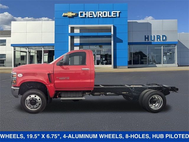 2024 Chevrolet Silverado MD Work Truck