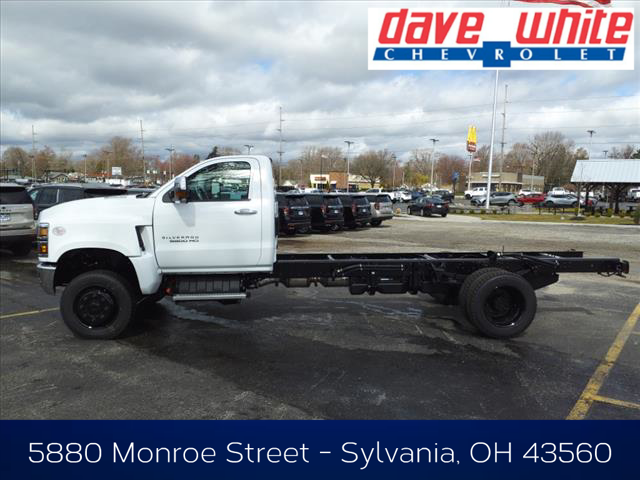 2024 Chevrolet Silverado MD Work Truck