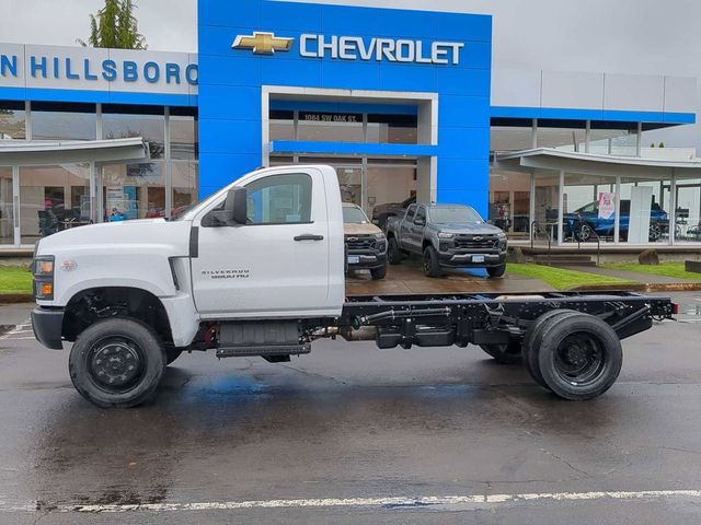 2024 Chevrolet Silverado MD Work Truck