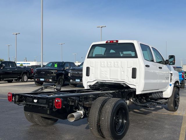 2024 Chevrolet Silverado MD LT