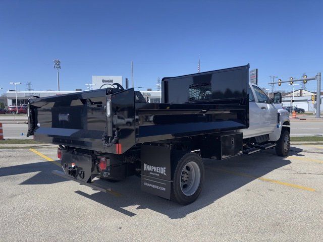 2024 Chevrolet Silverado MD LT