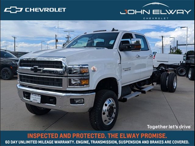 2024 Chevrolet Silverado MD LT