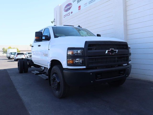 2024 Chevrolet Silverado MD LT