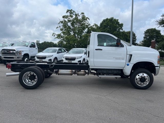 2024 Chevrolet Silverado MD Work Truck