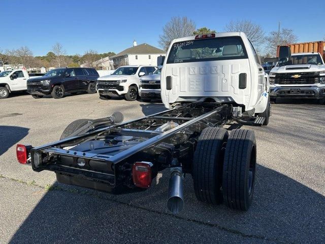 2024 Chevrolet Silverado MD Work Truck