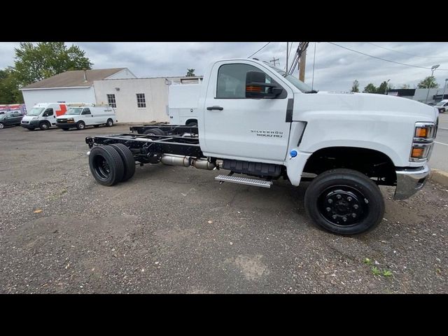 2024 Chevrolet Silverado MD Work Truck