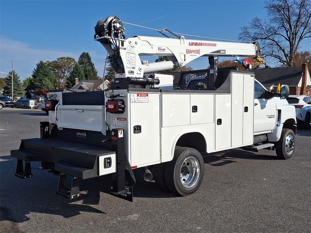 2024 Chevrolet Silverado MD LT