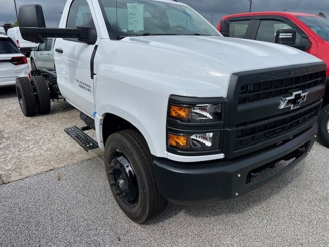 2024 Chevrolet Silverado MD Work Truck