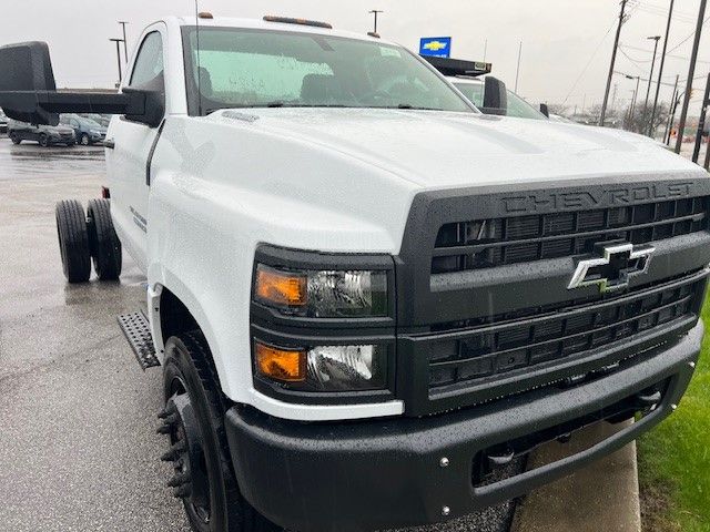 2024 Chevrolet Silverado MD Work Truck