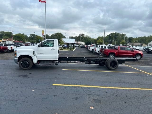 2024 Chevrolet Silverado MD Work Truck