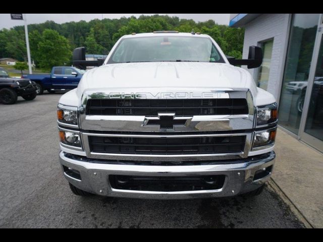 2024 Chevrolet Silverado MD LT