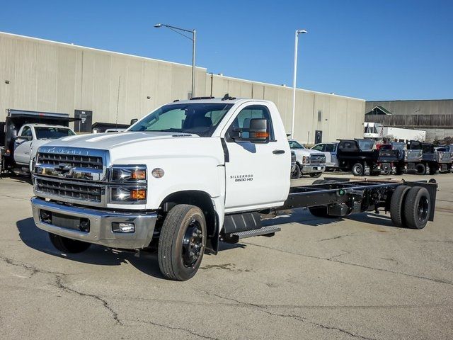2024 Chevrolet Silverado MD Work Truck