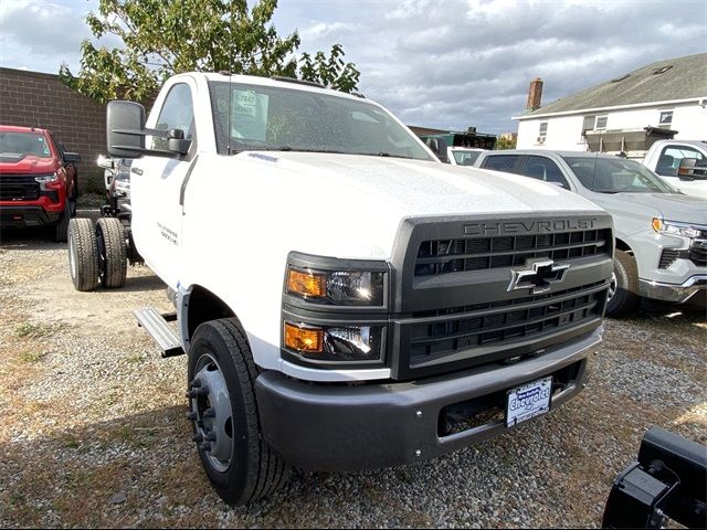 2024 Chevrolet Silverado MD Work Truck