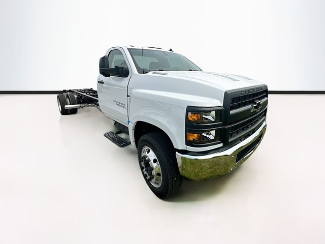 2024 Chevrolet Silverado MD 