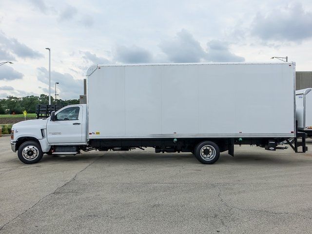 2024 Chevrolet Silverado MD LT