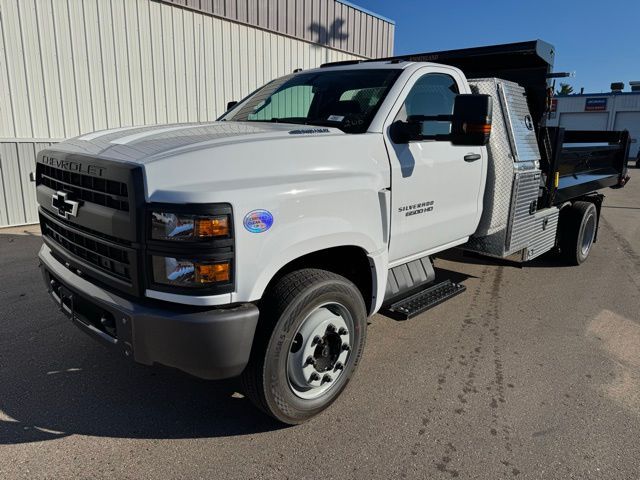 2024 Chevrolet Silverado MD Work Truck