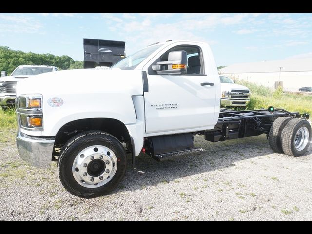 2024 Chevrolet Silverado MD Work Truck