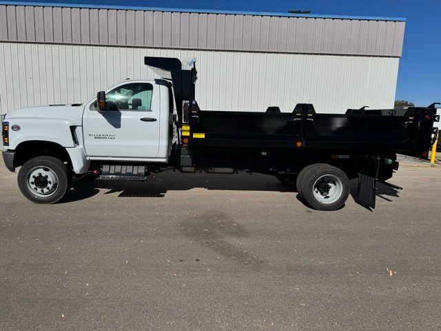 2024 Chevrolet Silverado MD Work Truck