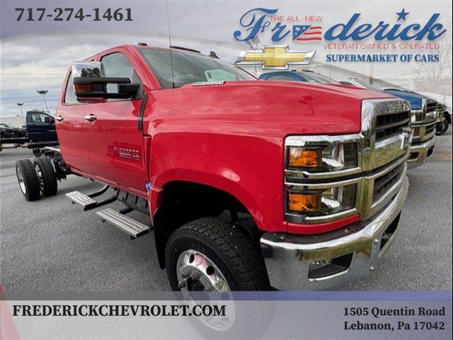 2024 Chevrolet Silverado MD LT