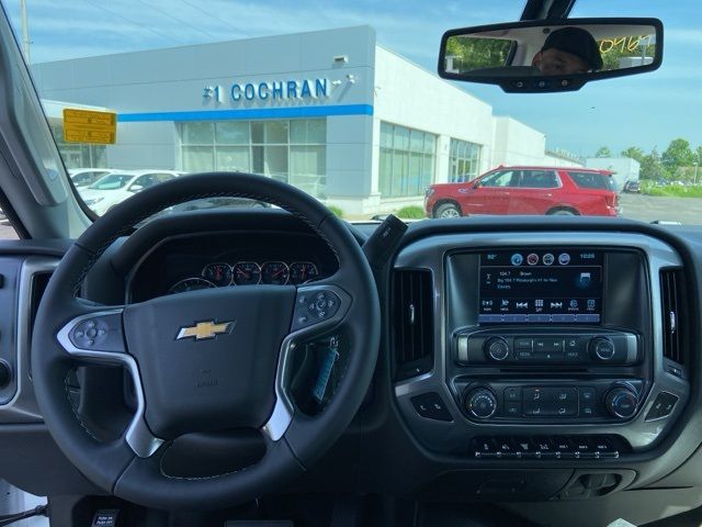 2024 Chevrolet Silverado MD 