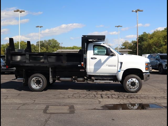 2024 Chevrolet Silverado MD 