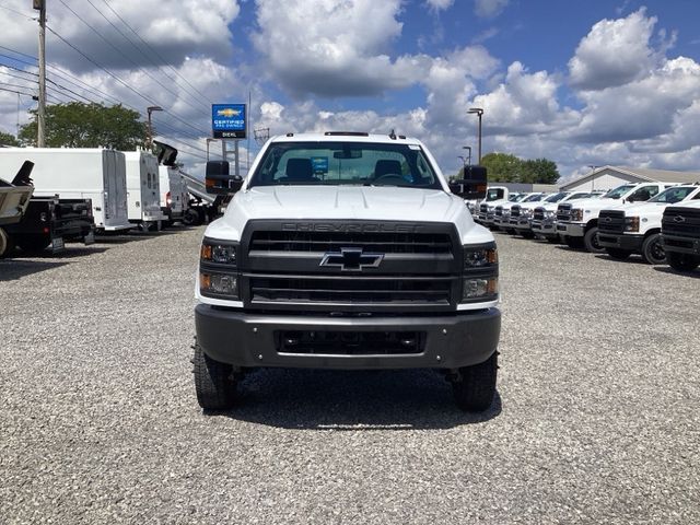 2024 Chevrolet Silverado MD LT