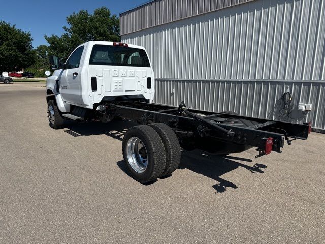 2024 Chevrolet Silverado MD 